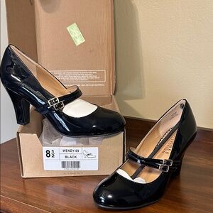 Journee Collection Glossy Black Mary Jane Heels